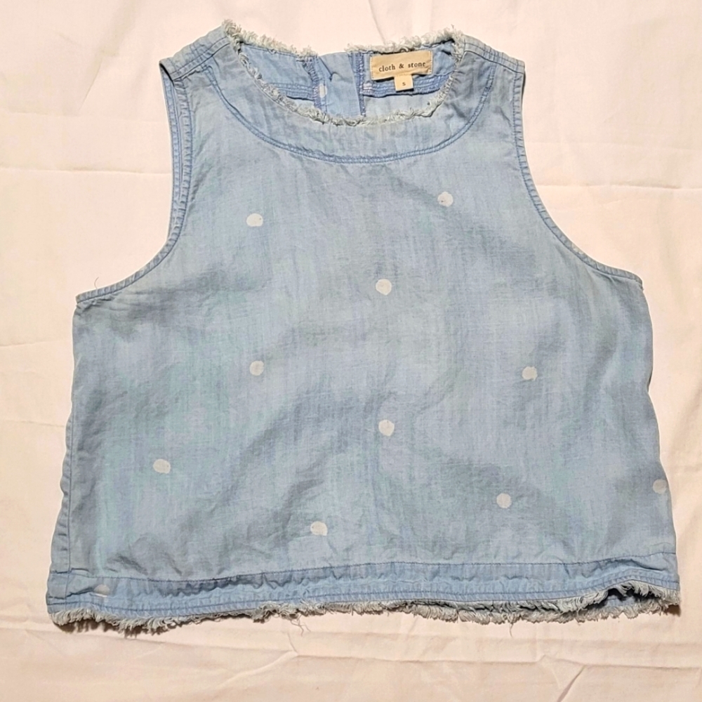 Sleeveless summer blouse